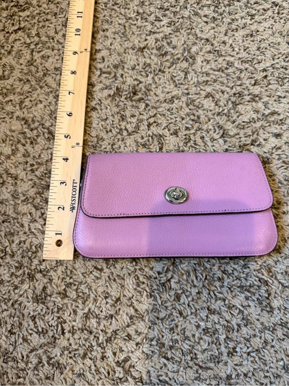 Coach Original Pebbled Leather Twist-Lock Wristlet Clutch in Violet Orchard - Picture 10 of 12